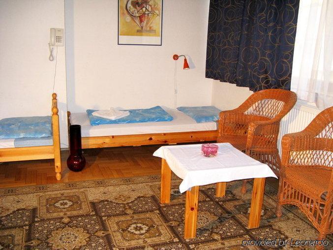 ホテル リラ ブダペスト 部屋 写真